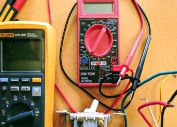 How to use a multimeter