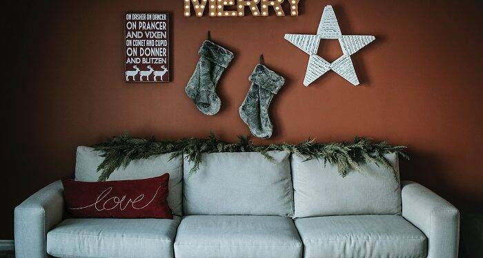 How to Change up your Christmas Party Decorations to Surprise Guests