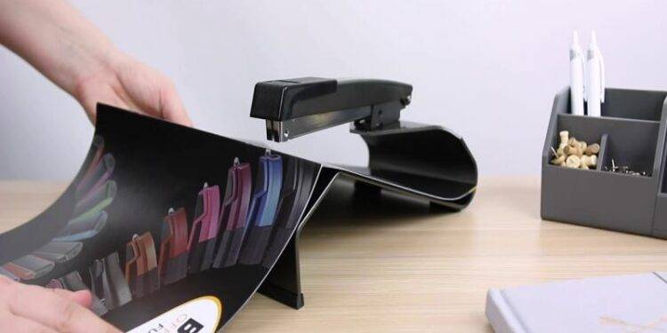 3 Easy Steps to Make a Booklet Using a Long-reach Stapler