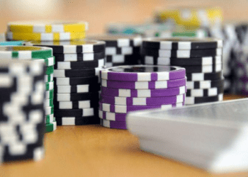 Poker experience Top 3 Winning Skills at Hi88