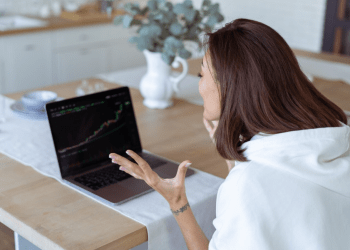 Demystifying Demat: Why Bonded Investors are Going Bondless