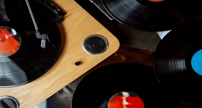 The Resurgence of Vinyl Record Production in the Streaming Era