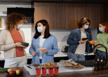 How Office Catering Can Improve Employee Retention